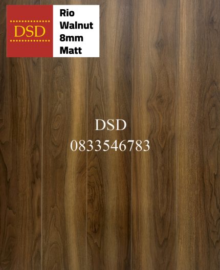 Laminate Flooring in Rio Walnut 8mm AC4 Click Wood